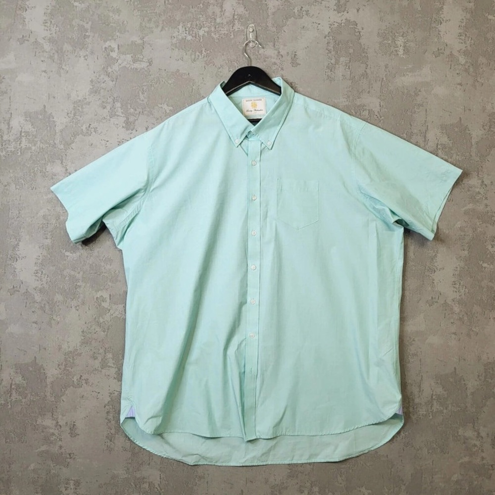 Men's Light Green Casual Button Down Shirt